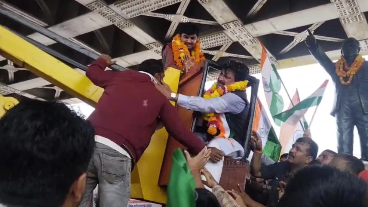 सांसद थप्पड़ कांड: FIR न होने पर बढ़ा विवाद, पीड़ित को लेकर IG से मिलने पहुंचे MLA के भाई, गरमााया सियासी माहौल