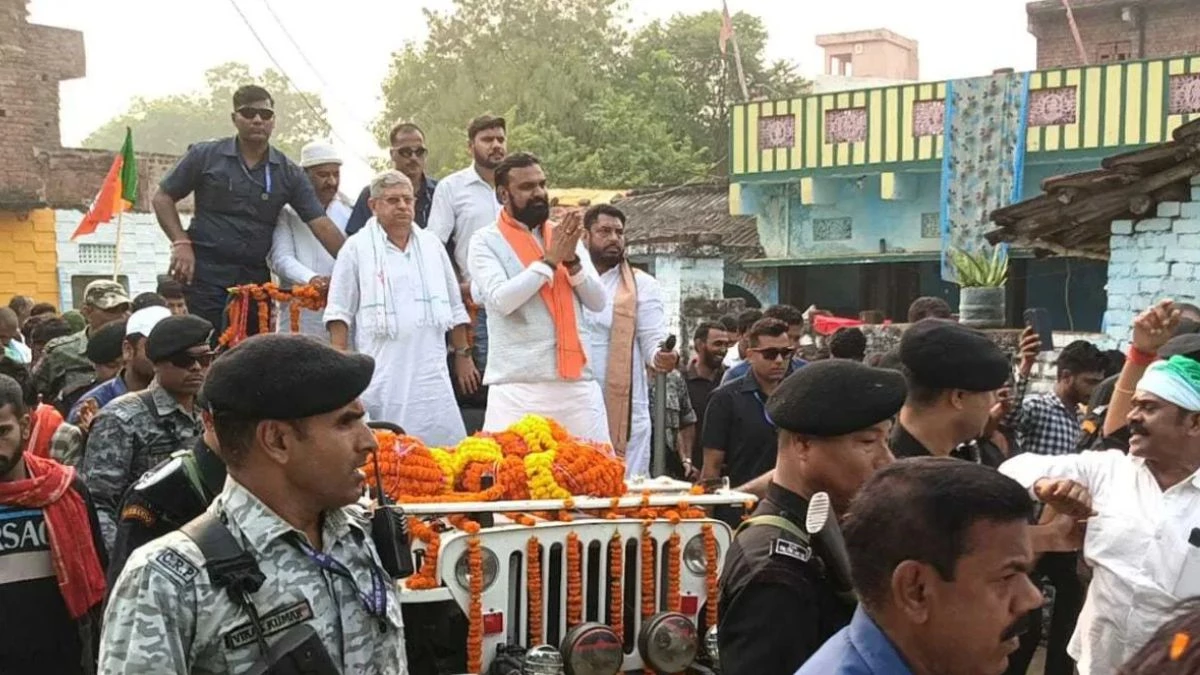 बिहार चुनाव 2025: अनंत सिंह के समर्थन में सड़क पर उतरे सम्राट चौधरी और ललन सिंह, बाहुबली नेता अभी भी जेल में बंद