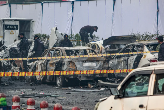 दिल्ली ब्लास्ट केस: 300 किलो अमोनियम नाइट्रेट की तलाश, बांग्लादेश-नेपाल रूट से भारत पहुंचा विस्फोटक