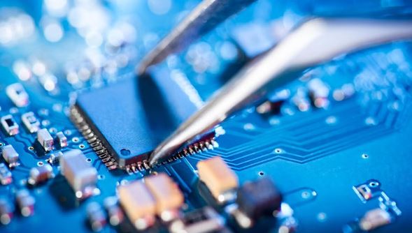 India’s Electronics Success Story: Domestic Manufacturing & Exports Soar in Last 11 Years