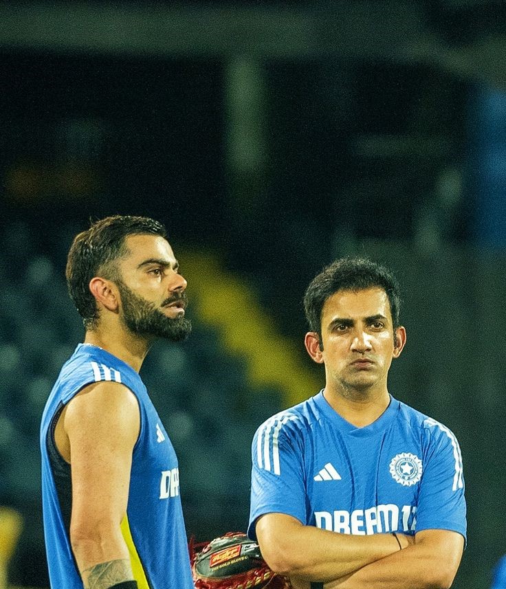 “What’s Going On?” — कोहली-ओझा की रहस्यमयी बातचीत; सच सामने आने से पहले सबकी नज़रें रायपुर ODI पर