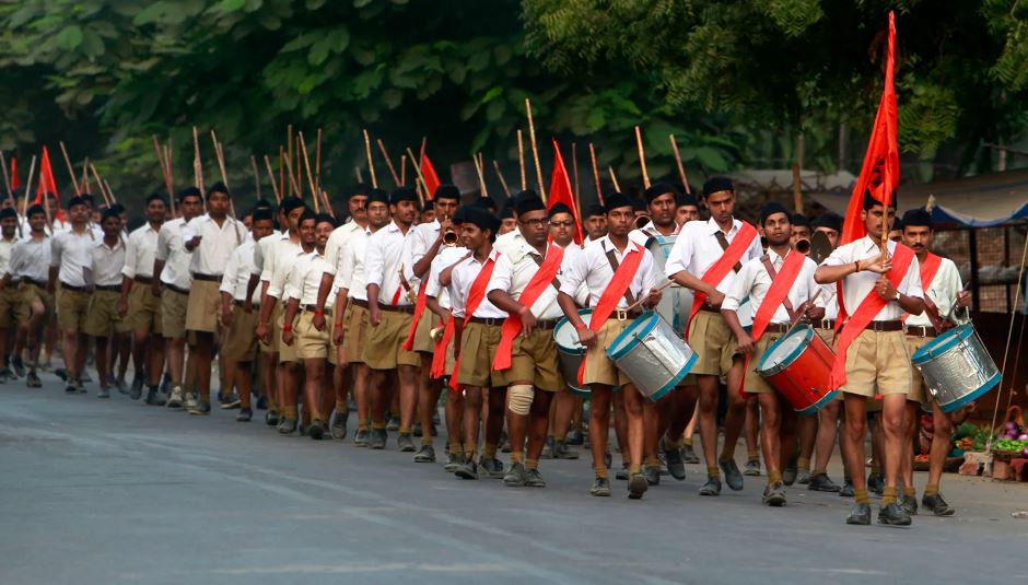 क्या संघ (RSS) अपनी मूल विचारधारा से भटक गया है? एक कड़वा सच जो चुभेगा, पर जगाएगा!