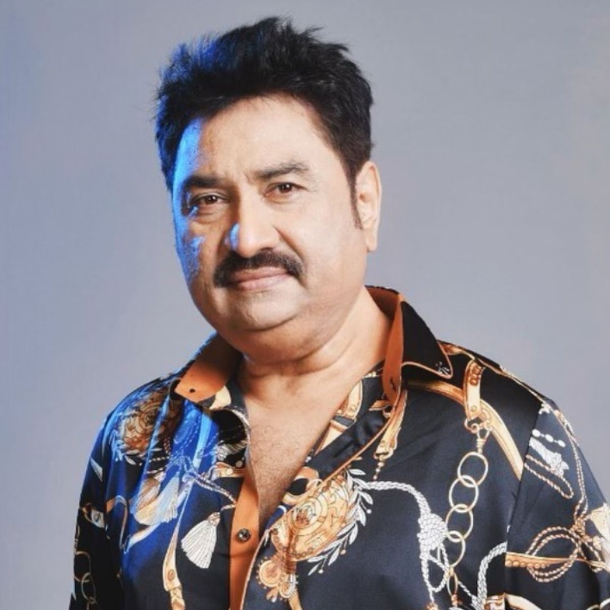 Legal Battle After Divorce – तलाक समझौते की शर्तें तोड़ने का आरोप, कोर्ट पहुंचे कुमार सानू