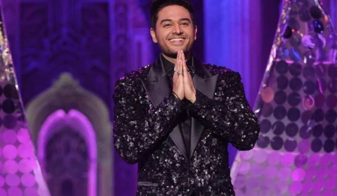 Viral Roast Video: Gaurav के बयान से मचा हंगामा, Fans मांग रहे माफी