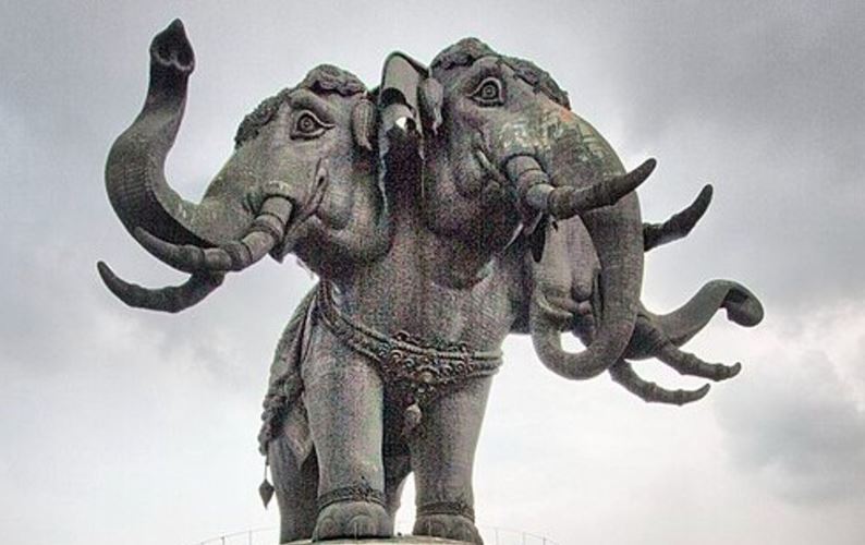 रसरंग में मायथोलॉजी: समय और स्थान के साथ धर्म भी बदल लेते हैं अपना स्वरूप