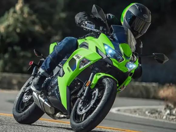 2026 Kawasaki Ninja 650 Launched – 2026 कावासाकी निंजा 650 भारत में लॉन्च