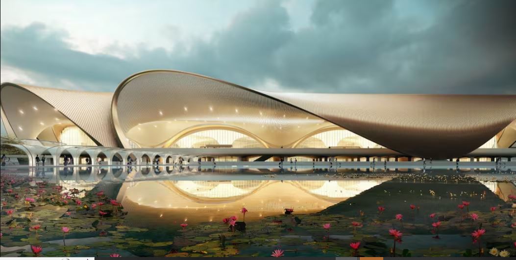 First Flight Gets Water Salute – पहली फ्लाइट को मिला वाटर सैल्यूट