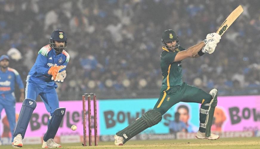 IND vs SA 2nd ODI: South Africa ने India का Strong Target Chase किया