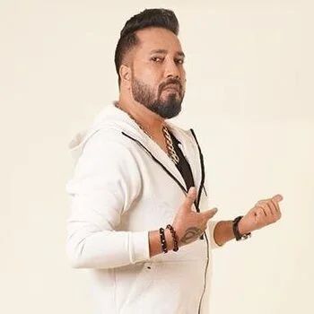Mika Singh’s Big Announcement for Stray Dogs – आवारा कुत्तों के लिए मीका सिंह का बड़ा ऐलान