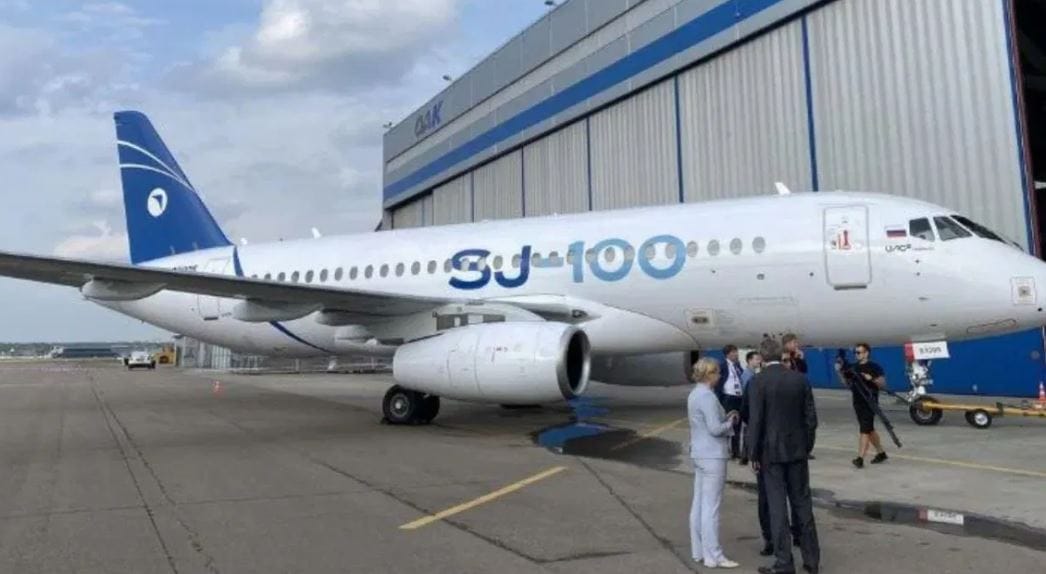 SJ-100 Aircraft Project – भारत-रूस मिलकर बनाएंगे SJ-100 विमान, जानिए रणनीतिक महत्व
