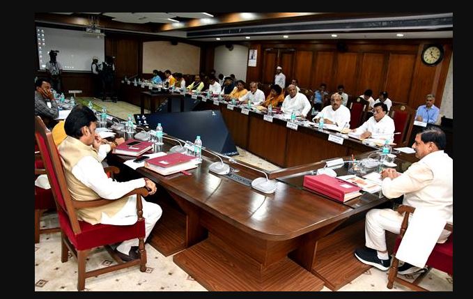 Questions Raised on Government System – सरकारी सिस्टम पर उठे सवाल