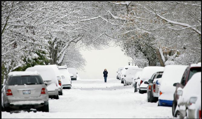 US Snow Storm Accident – अमेरिका में बर्फीले तूफान से भीषण हादसा