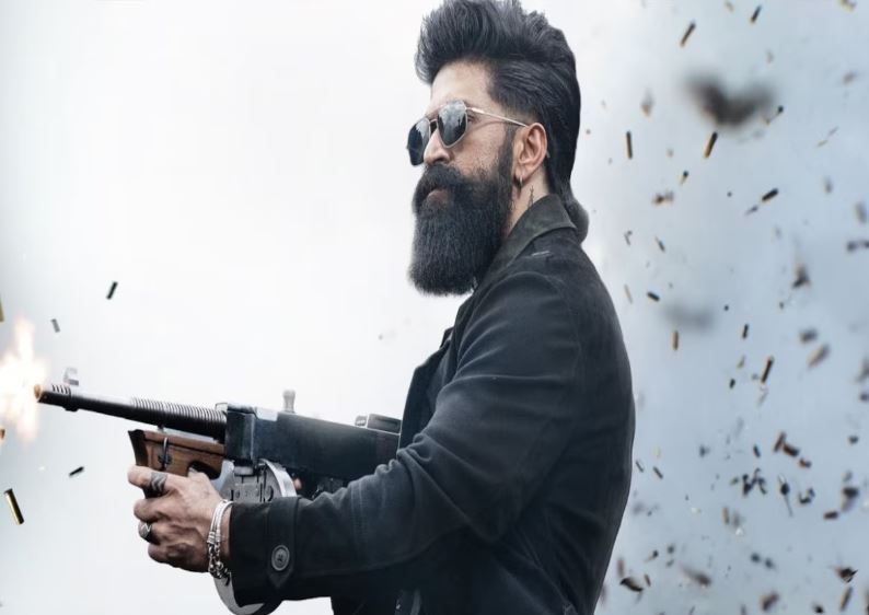 Yash Toxic Controversy – इंटीमेट सीन पर महिला आयोग की कड़ी आपत्ति