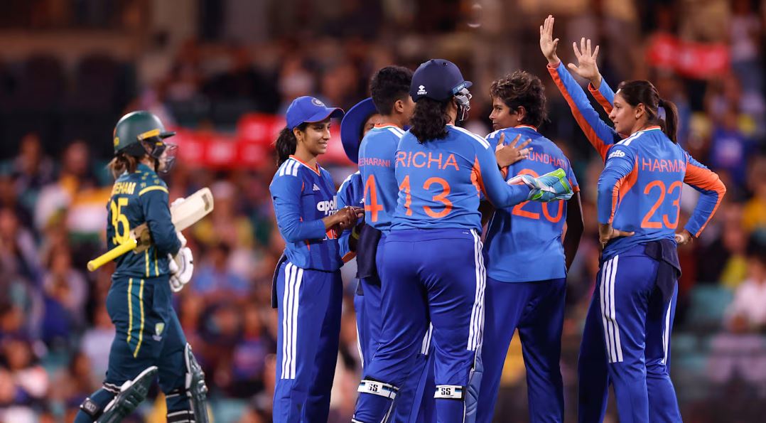 India women beat Australia by DLS – DLS से भारत जीता