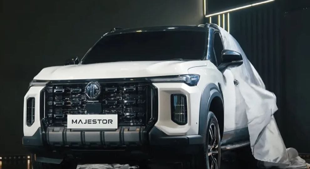 Majester D+ Segment SUV Reveal – मैजेस्टर D+ सेगमेंट SUV रिवील
