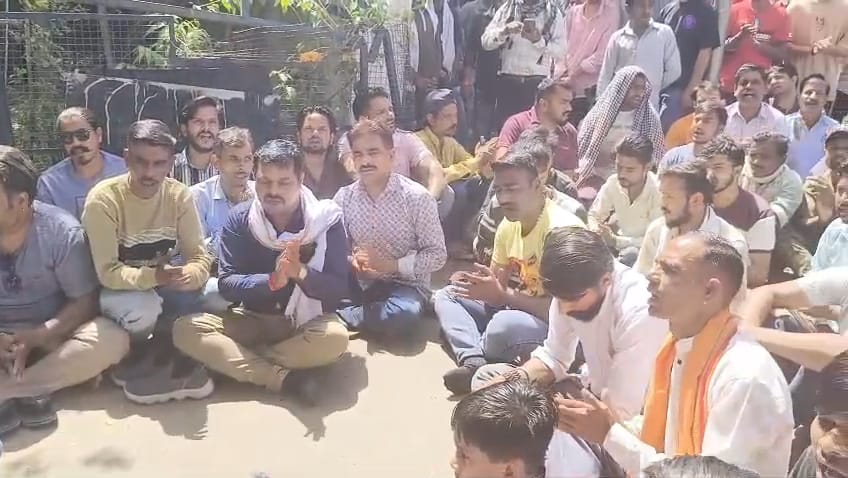 भोपाल: मामूली विवाद में युवक की हत्या पर भड़के हिंदू संगठन