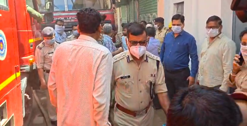 ग्वालियर: राजश्री अपार्टमेंट में भीषण आग; लाखों का माल जलकर राख