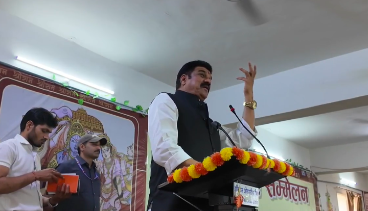 सागर: आर्ट एंड कॉमर्स कॉलेज के वार्षिक उत्सव में पहुंचे मंत्री गोविंद सिंह राजपूत, मेधावी छात्र-छात्राएं हुए सम्मानित