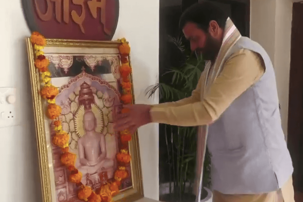 महावीर जयंती पर हरियाणा के मुख्यमंत्री नायब सिंह सैनी ने भगवान महावीर को किया नमन