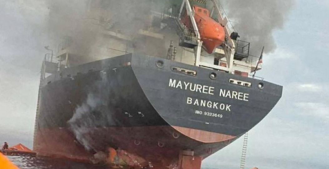 होर्मुज स्ट्रेट पर राहत का दावा: भारतीय जहाजों को ईरान की अनुमति, फारस की खाड़ी में हमला