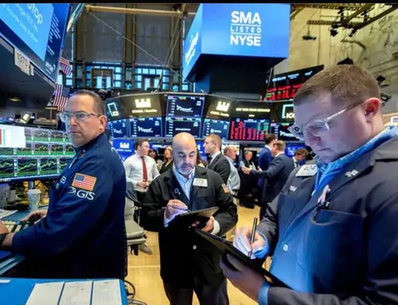 ईरान-इजराइल युद्ध के बीच अमेरिकी शेयर बाजार गिरा, डाउ जोंस 453 अंक टूटा