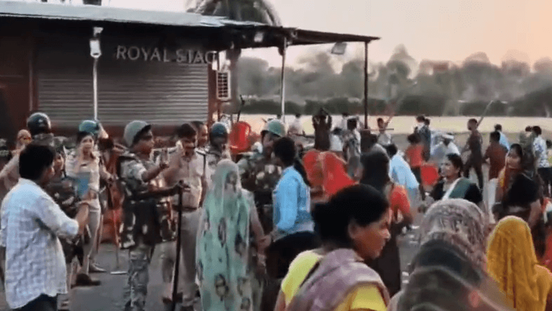 शराब दुकान के विरोध में उग्र हुआ प्रदर्शन: सागर जिले के खुरई में महिलाओं का आंदोलन