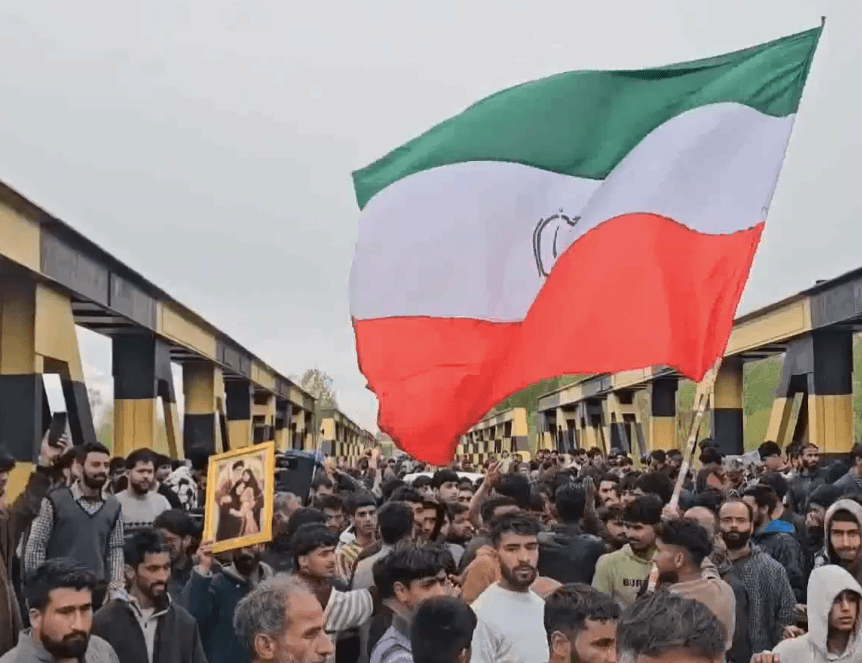 जम्मू कश्मीर के बांदीपुरा में जश्न का माहौल: अस्थायी सीज़फ़ायर की घोषणा से लोगों में खुशी