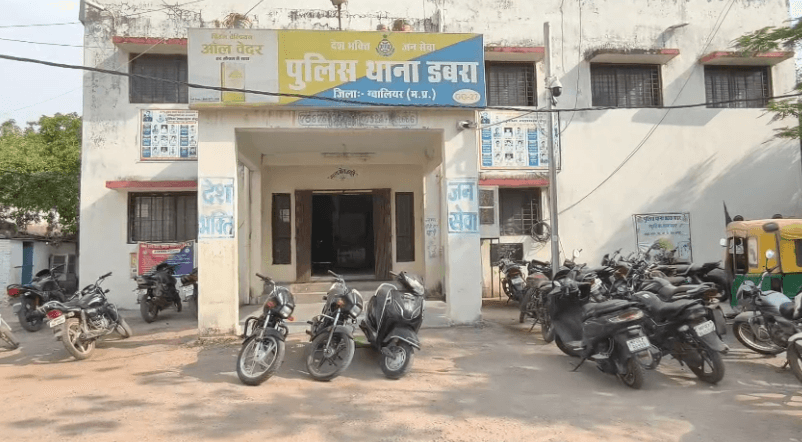 डबरा पुलिस की बड़ी सफलता, शातिर वाहन चोर गिरफ्तार, 4 चोरी के वाहन बरामद