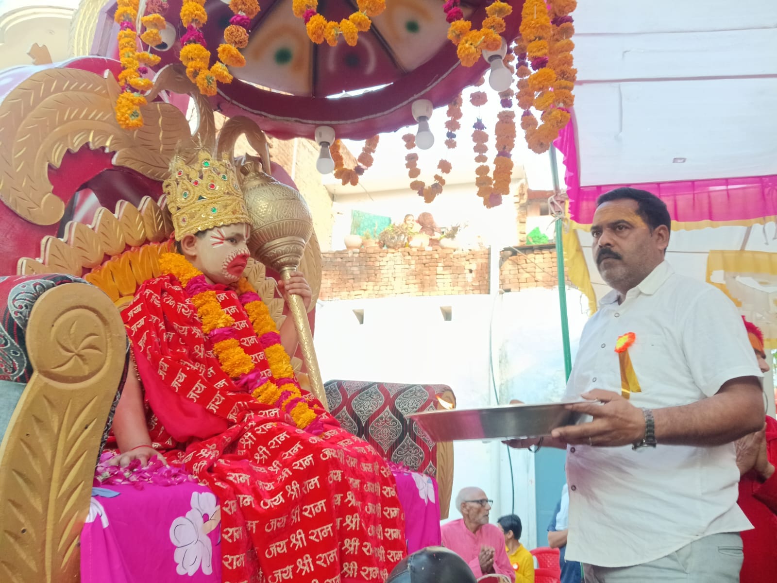 टीकमगढ़/लिधौरा: हनुमान जन्मोत्सव पर भक्तिमय हुआ नगर, शोभायात्रा ने मोहा मन