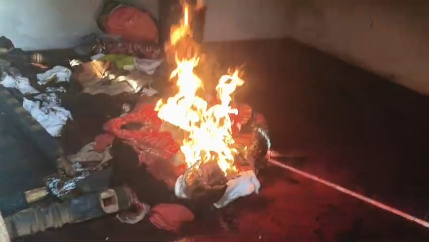 कोलुआ पठार में भीषण आग: विवाह से पहले बंजारा परिवार की खुशियां राख