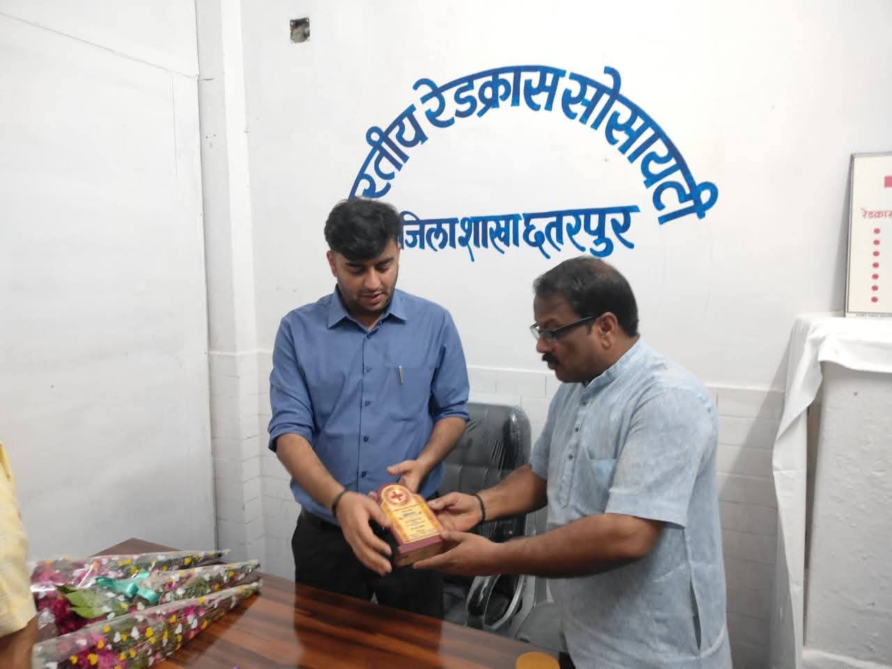 नौगांव: रेड क्रॉस गतिविधियों को मिलेगी गति, जिला अस्पताल में खुला नया कार्यालय