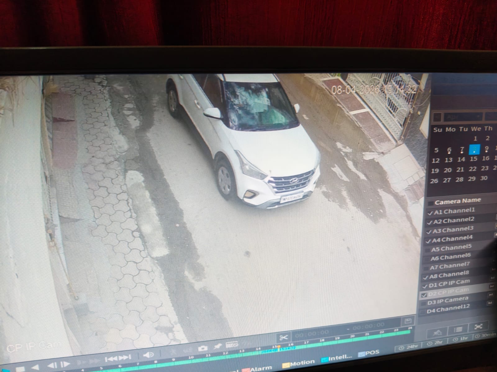 अपहरण की कोशिश नाकाम; ग्वालियर में कार सवारों से भिड़ गई स्कूली छात्रा, हिम्मत दिखाकर खुद को बचाया।