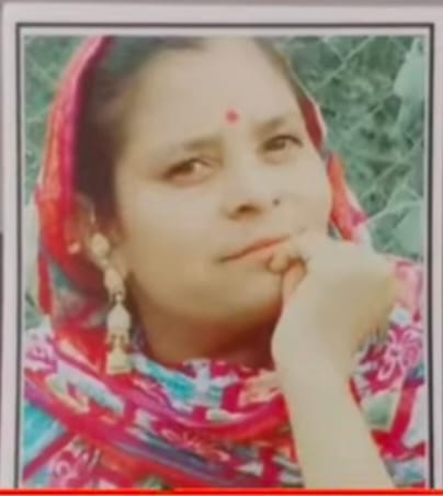 खुरई में सनसनीखेज वारदात: महिला डांसर का शव बेड के अंदर मिला, हत्या की आशंका