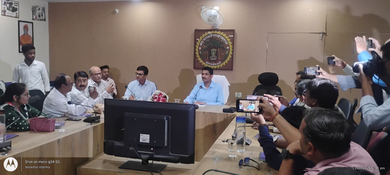 “लक्ष्य नहीं, बदलाव चाहिए”: दमोह के नवागत कलेक्टर प्रताप नारायण यादव का स्पष्ट संदेश