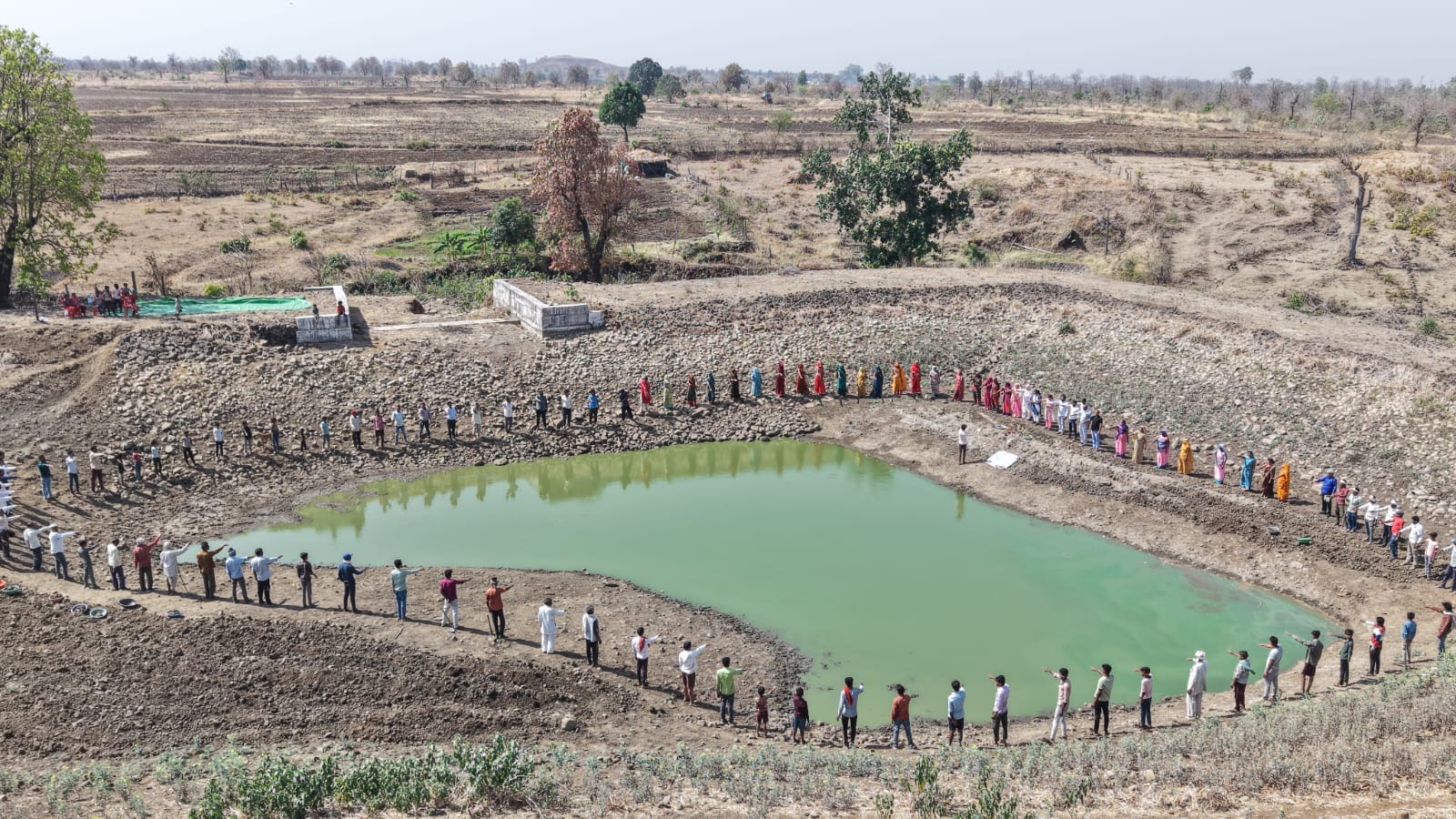 जल गंगा संवर्धन अभियान: पिपलियाकला में जनभागीदारी से अमृत सरोवर के पुनरुद्धार कार्य की शुरुआत