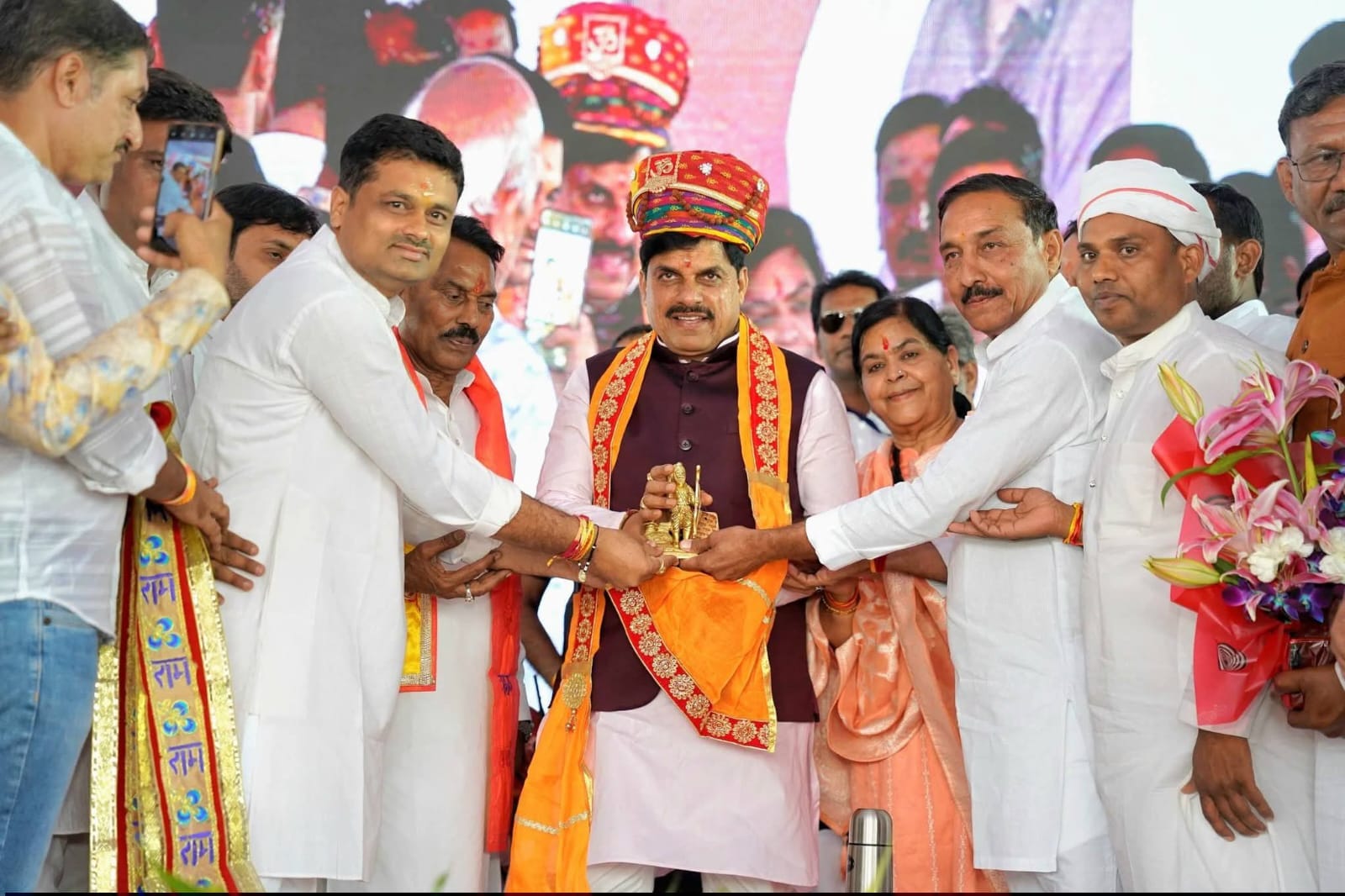 परशुराम जयंती पर CM मोहन यादव पहुंचे जानापाव, 17.50 करोड़ से बदलेगा दिव्य धाम का रूप