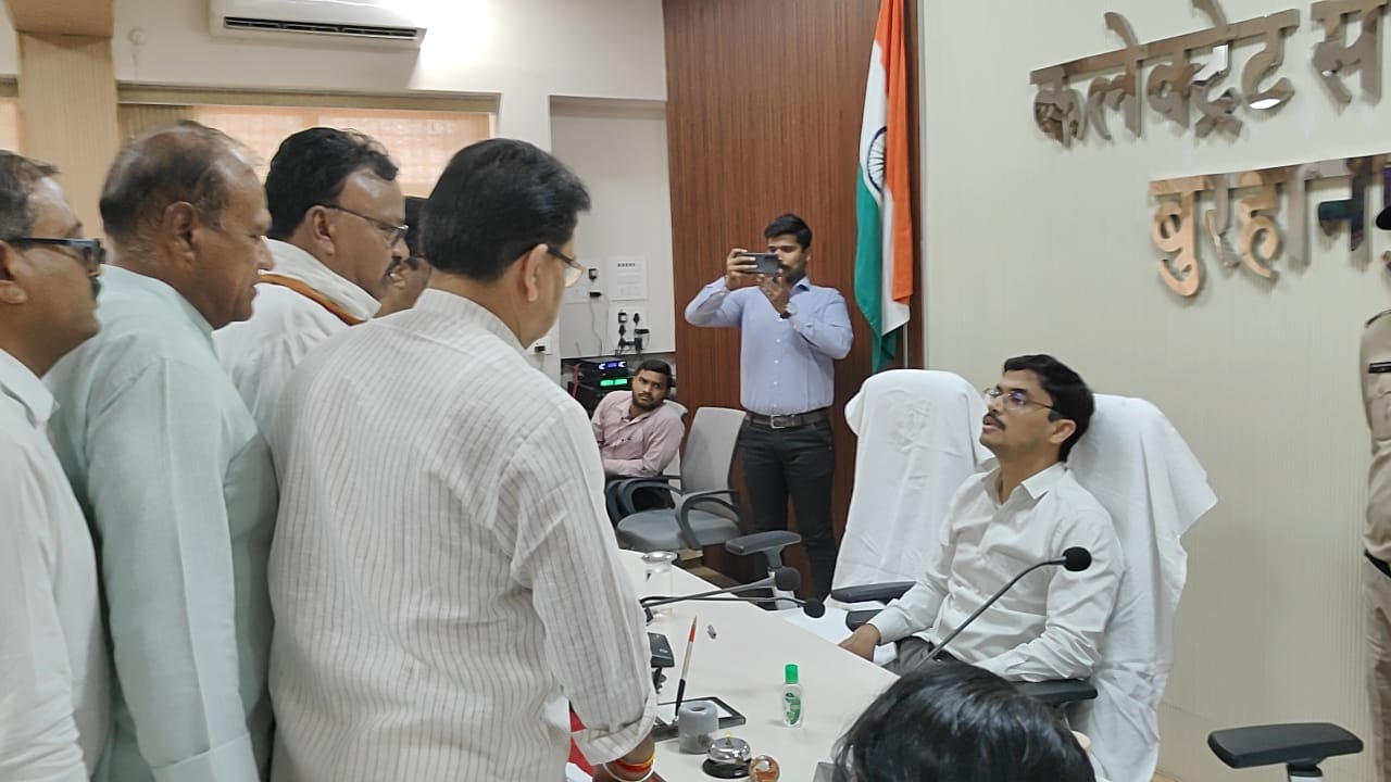 बुहरानपुर/नेपानगर में 250 परिवारों पर बेघर होने का खतरा, रेलवे नोटिस से हड़कंप