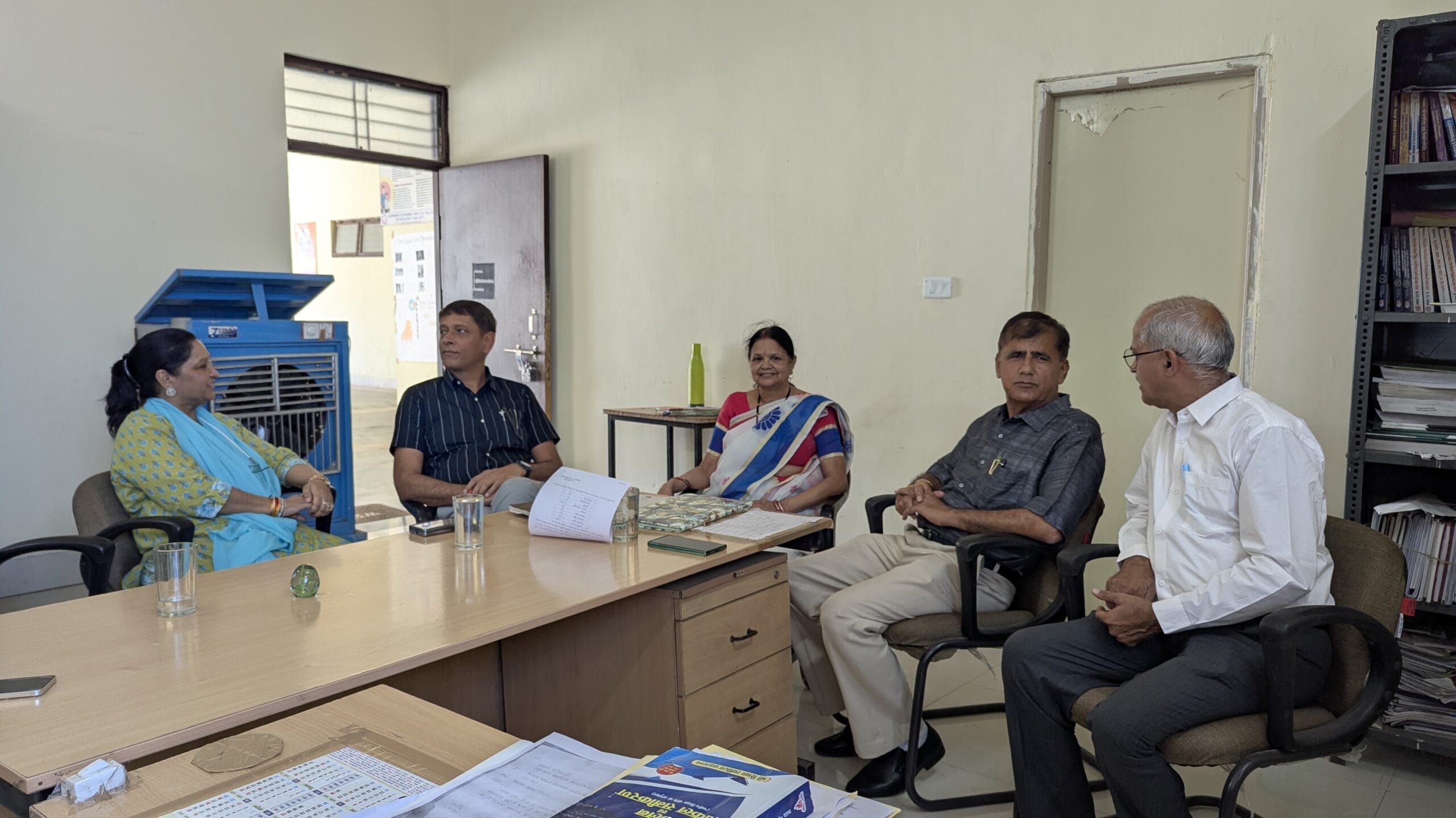 सागर: अनुशासनहीनता पर एक्शन, गर्ल्स कॉलेज के लापरवाह स्टाफ को ‘कारण बताओ नोटिस’ जारी