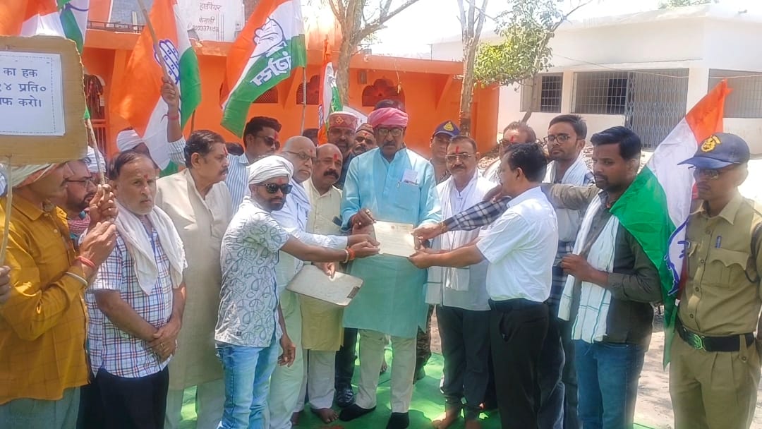 पूर्व मंत्री हर्ष यादव के नेतृत्व में किसानों ने राज्यपाल के नाम सौंपा ज्ञापन, प्रशासन पर लगाए गंभीर आरोप