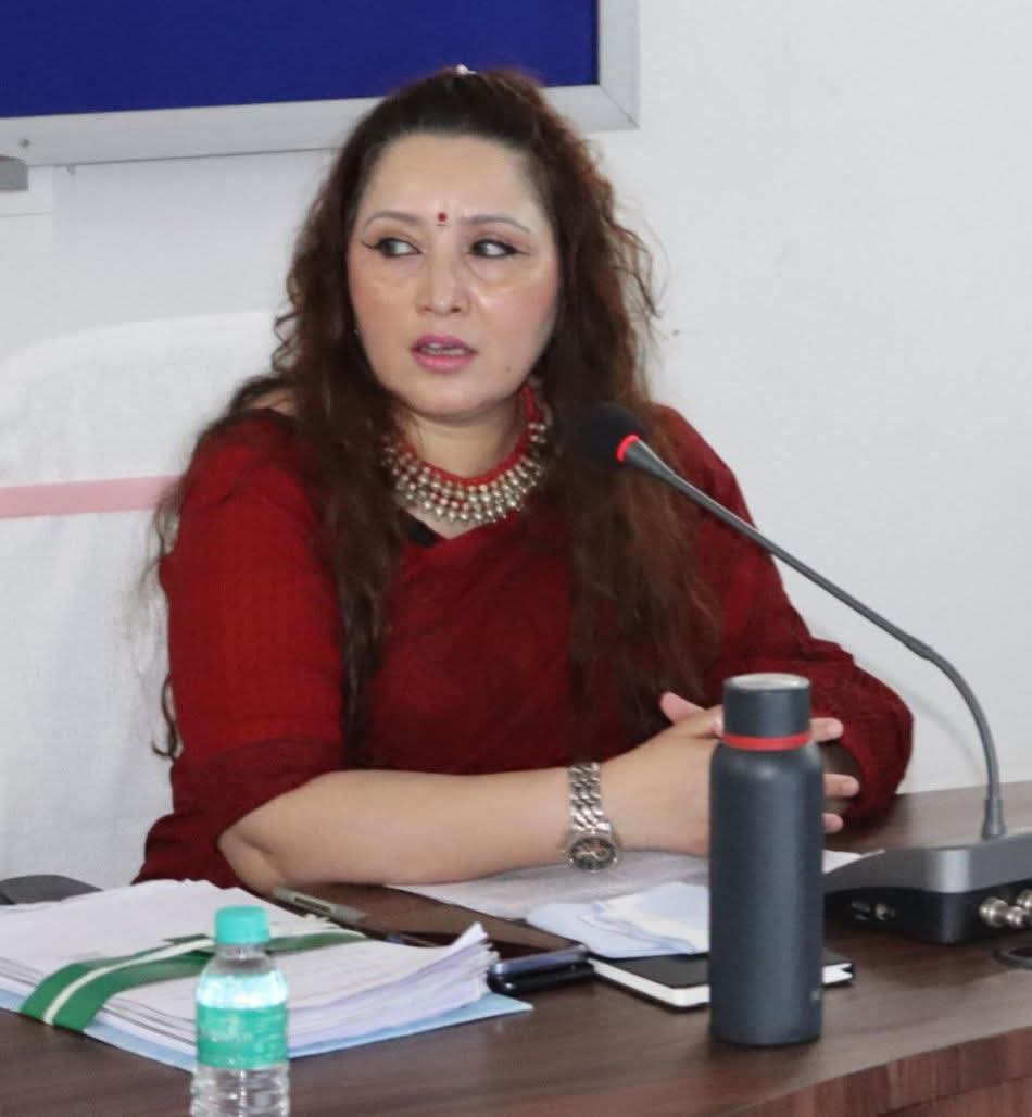 गैस एजेंसियों पर कलेक्टर की सख्ती: नियम उल्लंघन पर नोटिस, लाइसेंस निरस्तीकरण की चेतावनी