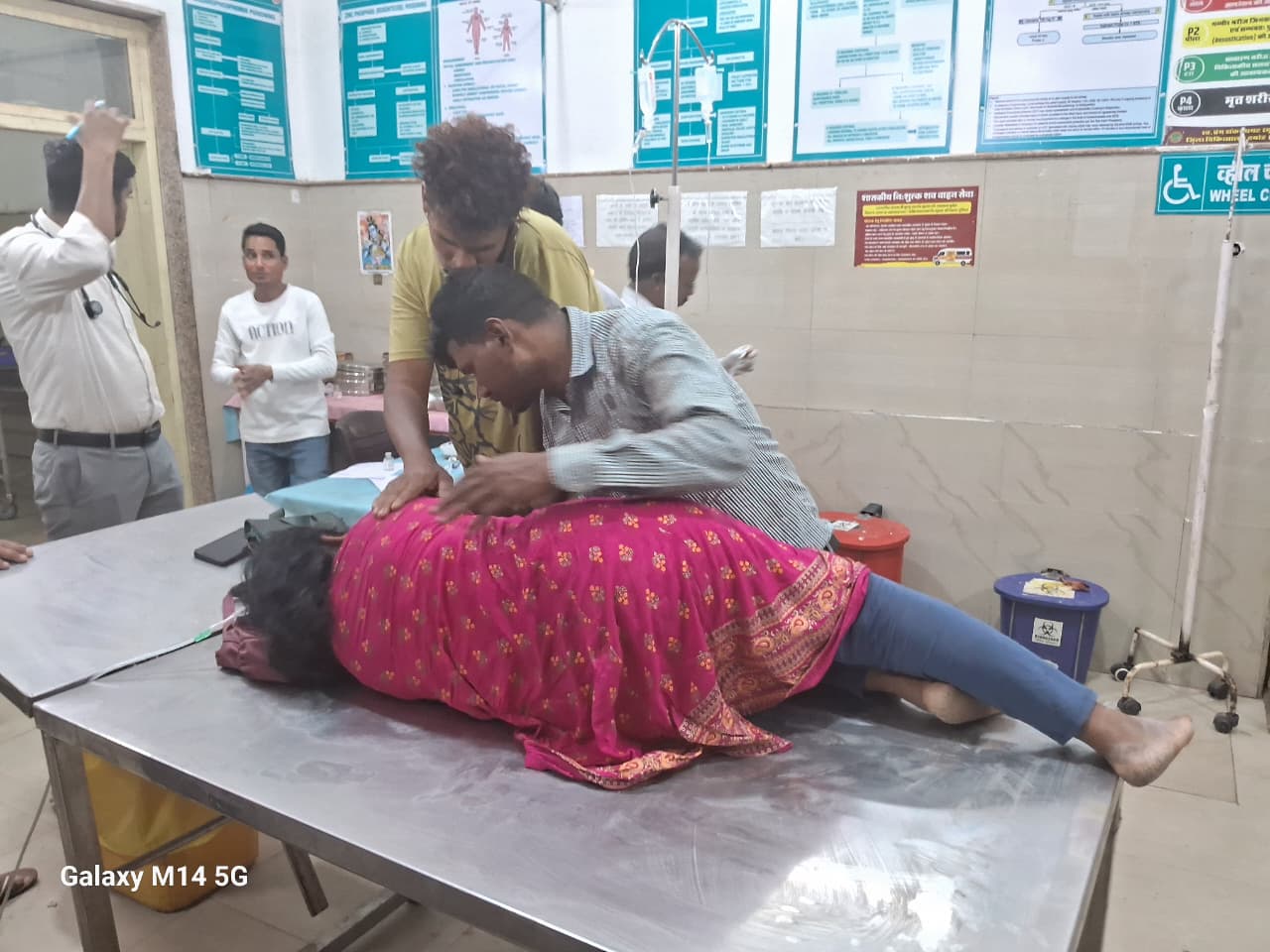 दमोह-कटनी हाईवे पर कार पलटी, किशोरी समेत दो की मौत, चार गंभीर घायल