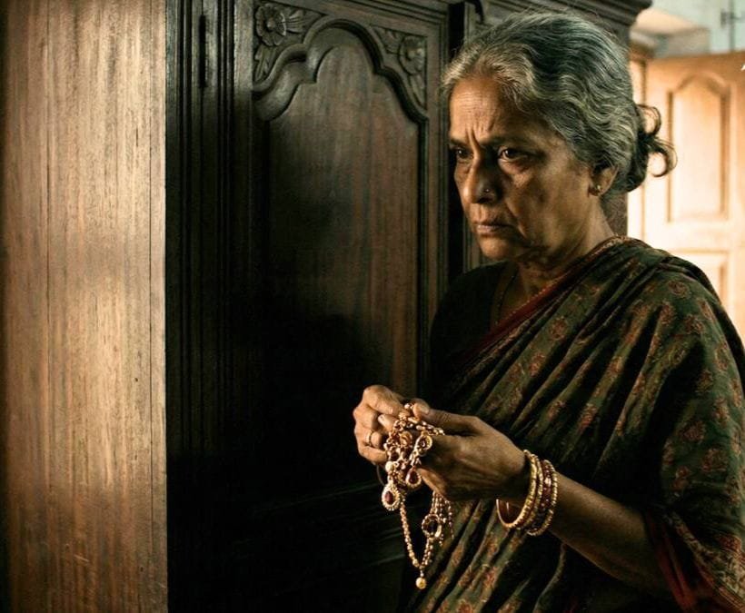 ग्वालियर में ठगी का नया तरीका: बुजुर्ग महिला को झांसे में लेकर सोने के जेवर लेकर फरार