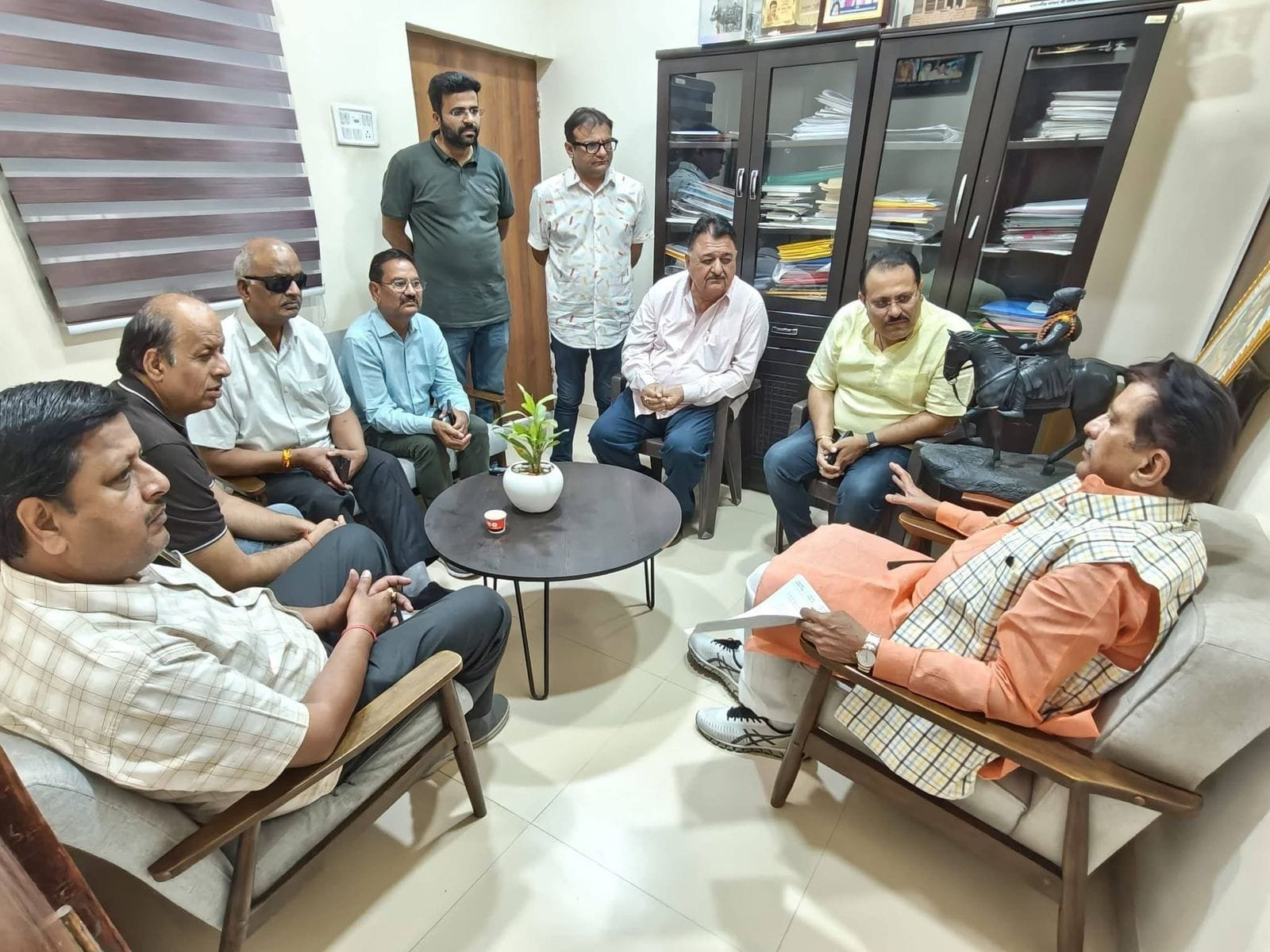 सतना में चावल उद्योग गहरे संकट में, मिलर्स ने सांसद गणेश सिंह से लगाई राहत की गुहार