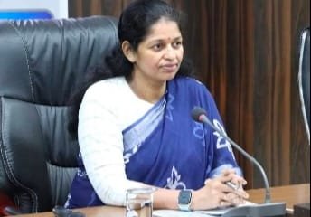 सागर: टीएल बैठक से गायब 3 अधिकारियों पर कलेक्टर प्रतिभा पाल सख्त, जारी किए कारण बताओ नोटिस