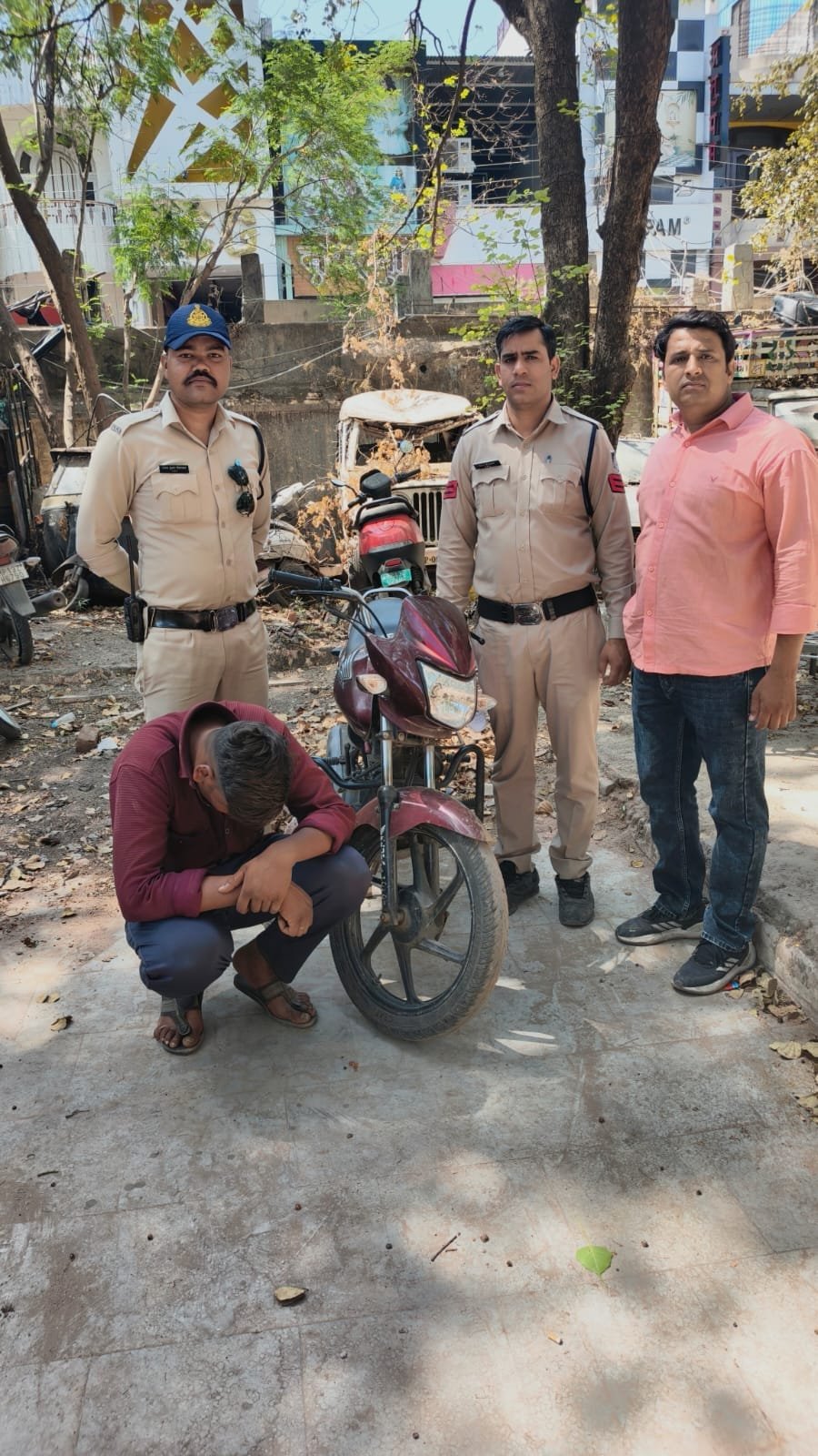 रतलाम में 24 घंटे में खुला बाइक चोरी का मामला, आरोपी गिरफ्तार, चोरी की होंडा साइन बरामद