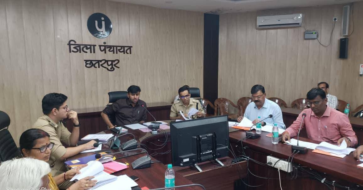 छतरपुर में कलेक्टर पार्थ जैसवाल की सख्ती, अपराध और ट्रैफिक व्यवस्था पर बड़े निर्देश