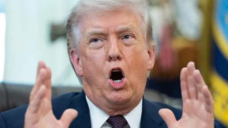 अमेरिकी राष्ट्रपति ट्रंप का ईरान को कड़ा संदेश: समझौते का समय, नहीं तो होगा विनाश !