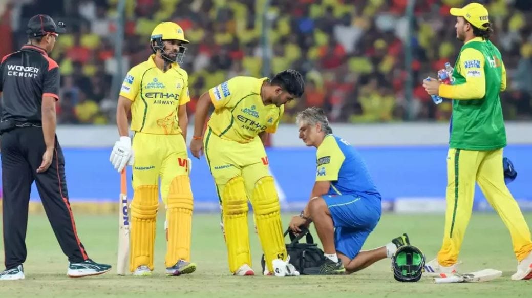 चेन्नई सुपर किंग्स की आधी टीम बाहर, मैच से पहले बढ़ी चिंता