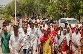 बुरहानपुर में रेलवे विस्तार से 250 परिवारों पर संकट, पुनर्वास की मांग