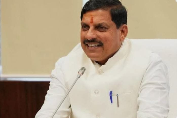 एमपी इन्वेस्टर समिट की आड़ में ‘अधिकारियों’ का बड़ा खेल? बाहरी निवेशकों से ‘सांठगांठ’ और स्थानीय व्यापार का गला घोंटने की तैयारी?